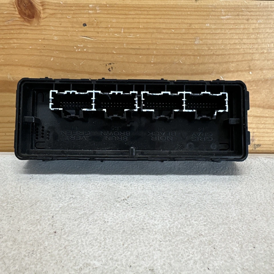 Unidad de módulo de control de temperatura Chevrolet Malibu 2016-2025 84579083 Foto 4 de 4