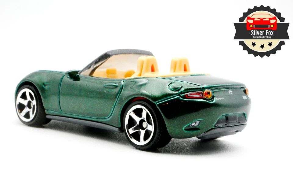 Mazda MX-5 2015 MIATA HIGHLAND MICA VERDE ESCALA 1/64 DIECAST MODELO DE COCHE DE COLECCIONISTA Foto 2 de 4