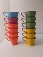 Vintage Solo Cup Stackable Plastic Handled Holders Lot Of 12 VG