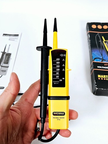 Martindale VT12 Two Pole Voltage and Continuity Tester, Yellow Electrical Test - Picture 11 of 22
