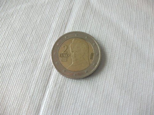 2010 2 Euro Coin Austria - Bertha Von Suttner - BiMettalic!!
