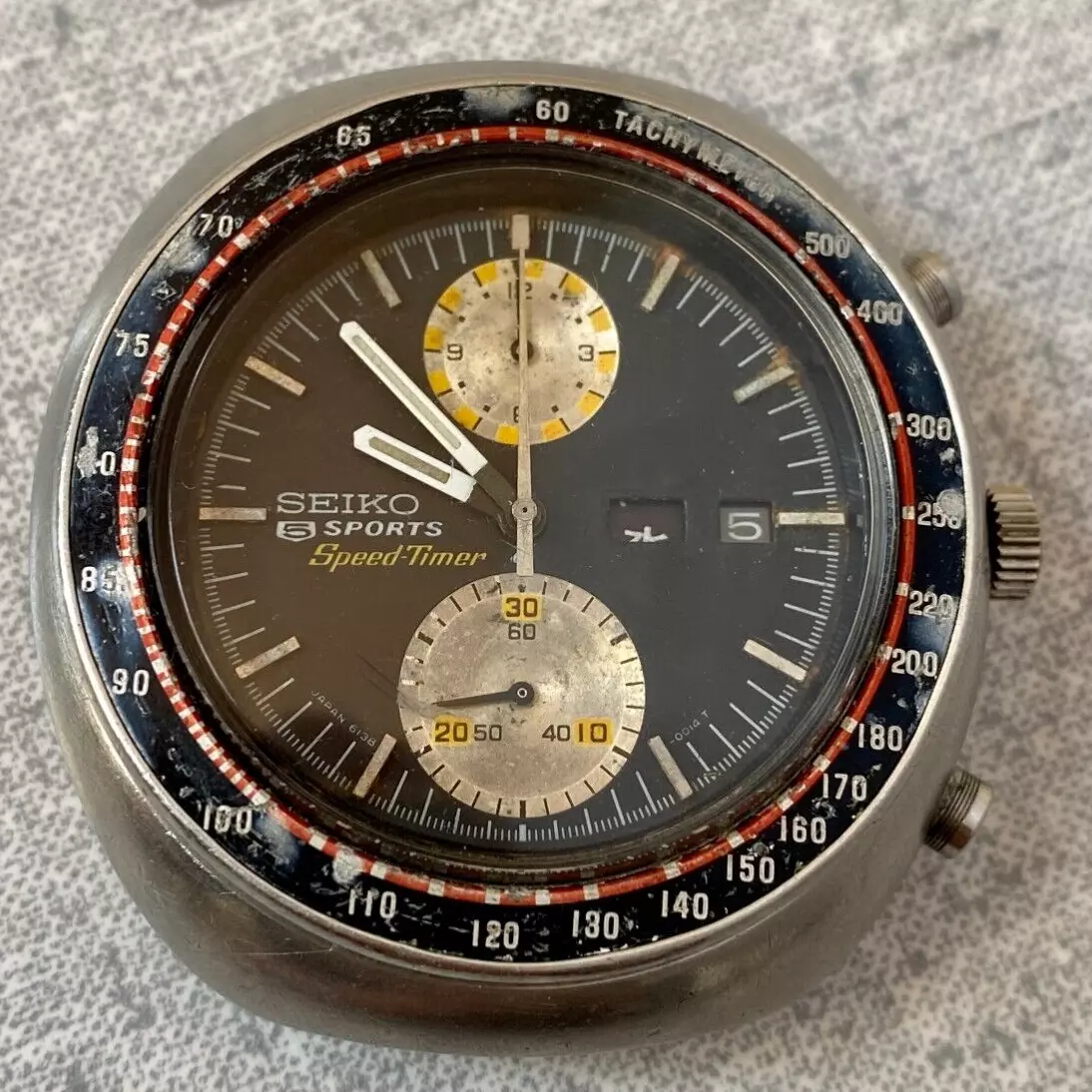 Seiko 5 Sports 6138-0011 UFO Speed-Timer Black Dial Vintage Men's Watch 21 Jewel