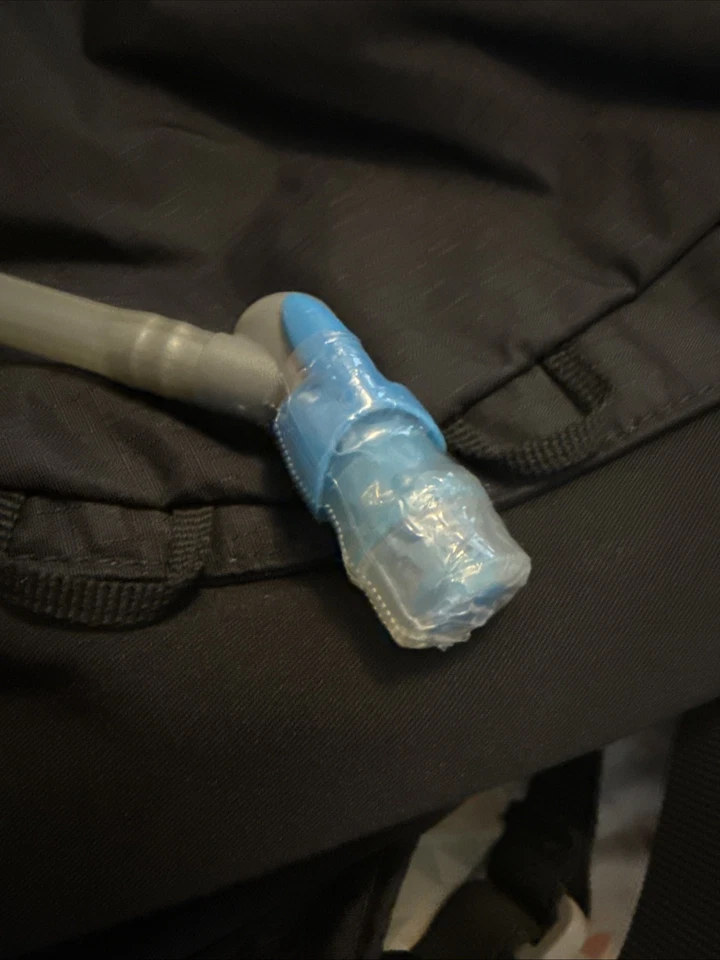 Mochila de hidratação Columbia com bexiga Hydrapak 2L preta ciclismo caminhada nova sem etiquetas! - Imagem 2 de 4