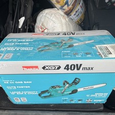 Makita XGT 40V Max Brushless Chainsaw Kit 18" Bar GCU06T1 Saw Chains Cover