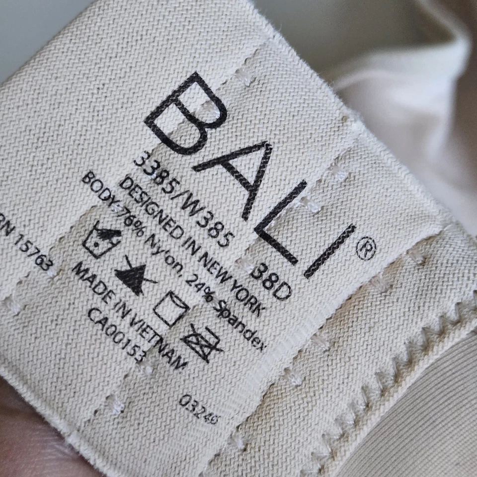 Bali Women Bra 38D Beige Underwired Minimizer Unlined Adjustable - Image 3 of 4