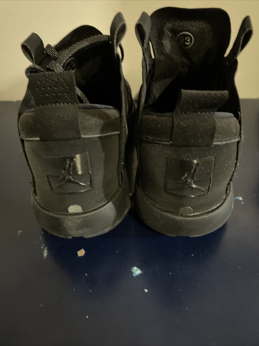 JORDAN 34 black cat (GS) エアジョーダン34 美品 GS) Air Jordan 34 'Black Cat' BQ3384-003