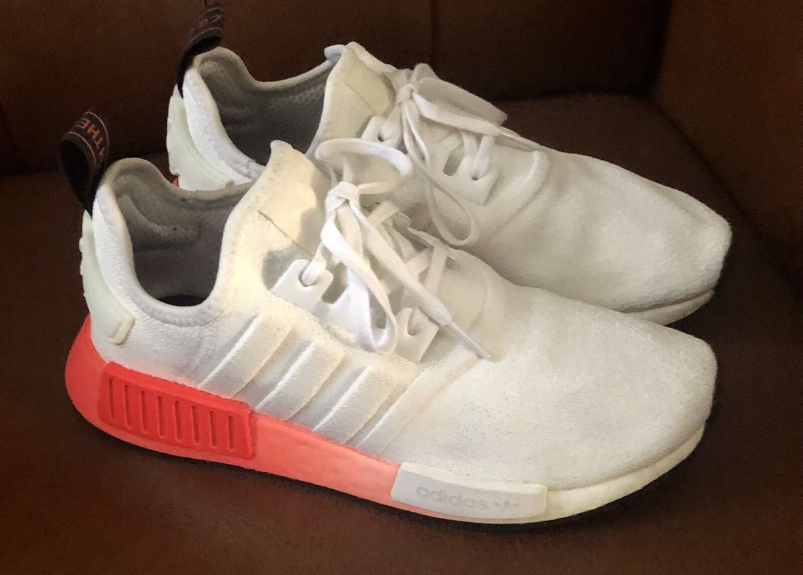 SAOLA Sneakers Adidas Boost unisex taglia 6 5 bianco sporco suola arancione brillante