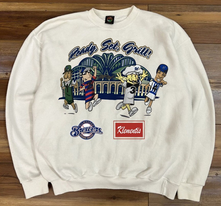 Vintage Milwaukee Brewers Miller Park Sausage Race Brew Crew sweatshirt KTV3690