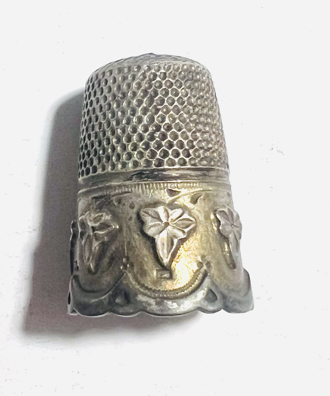 Silver Sewing Machine Model REF83084  -image