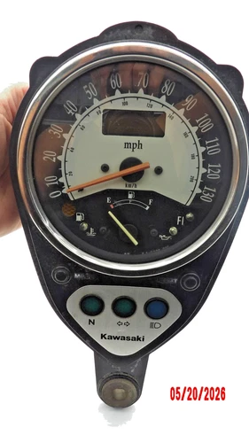 2008 08 Kawasaki Vulcan 900 VN900 speedometer odometer fuel gauge 39,636 miles