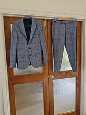 Moss Blue tailored check suit Slim Fit  (Jacket 38 M And Trousers UK W30 S)