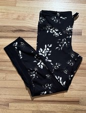 under armour Women  s Leggings