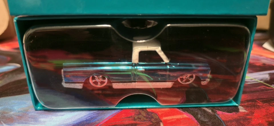 2019 Hot Wheels RLC Chevrolet C10 RLC Aqua Blue 04068/15000 - Image 2 of 4