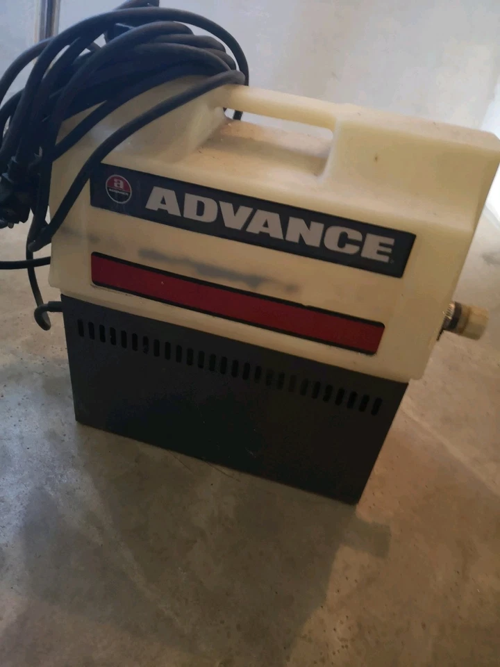 Polsterreiniger Marke Nilfiks  Advance