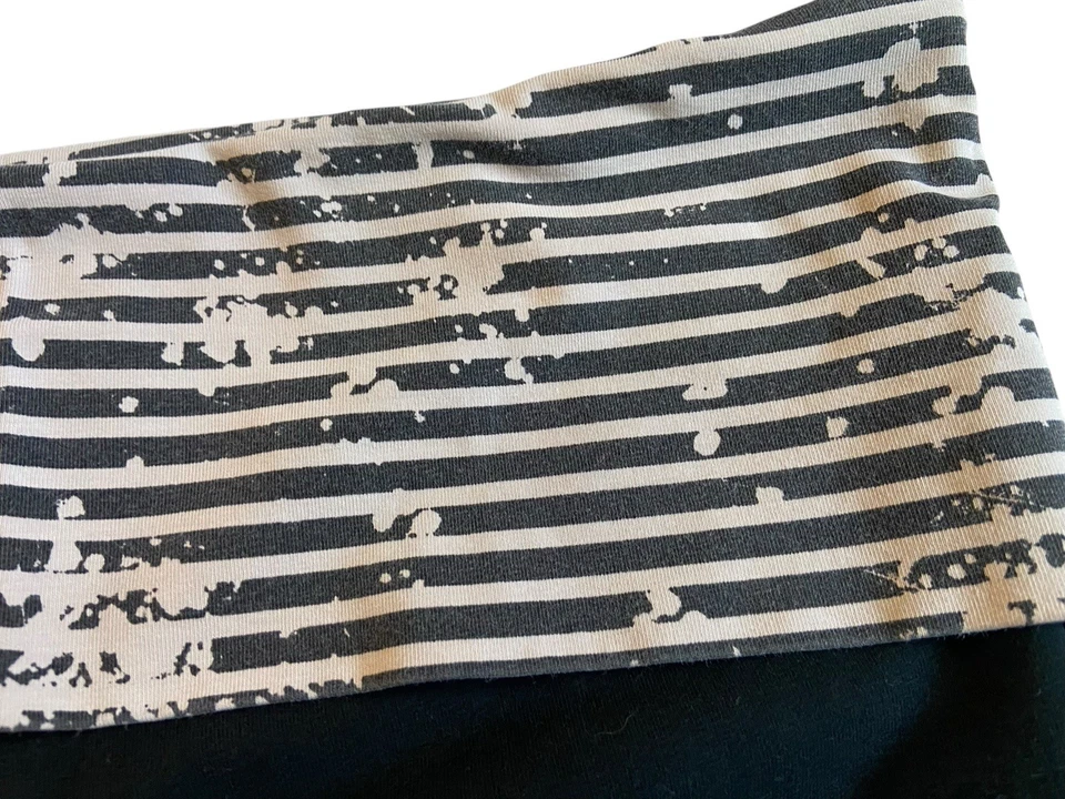 Calça de Yoga Vintage Y2K Dobrável Flare Tamanho G Preta Cintura Baixa Era Rosa Loungewear - Imagem 2 de 4