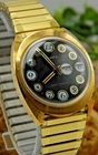 Vintage Timex black telephone dial chunky gold tone day/date men's wrist watch