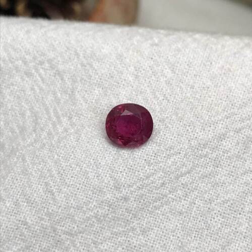 1.70 Carat Natural Red Ruby Cushion Cut Loose Gemstone - Picture 2 of 5
