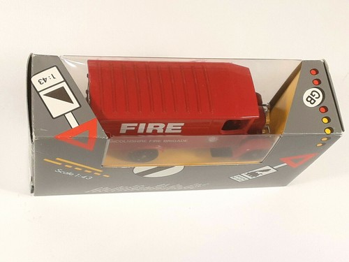Corgi Classics Lincolnshire Fire Brigade 1:43 Limited Edition - Picture 3 of 4