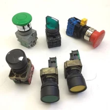 Lot of 6 Miscellaneous Pushbuttons/Selector Switch, See Pictures for Details