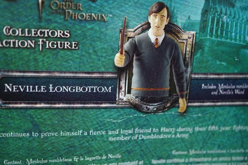 HARRY POTTER Neville Longbottom & Plant Action Figure with wand 3.75 inches MOC! - Picture 6 of 7