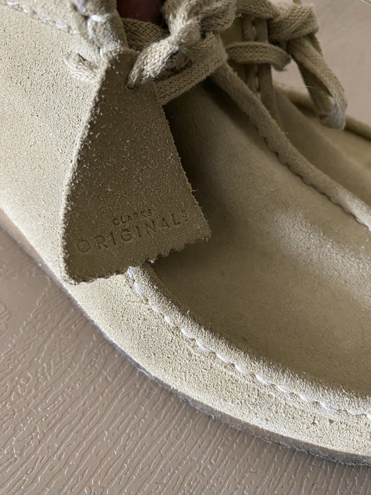 Clarks Originals Wallabees Chukka Tan Beige Suede Moccasins Women Size 9m image 2