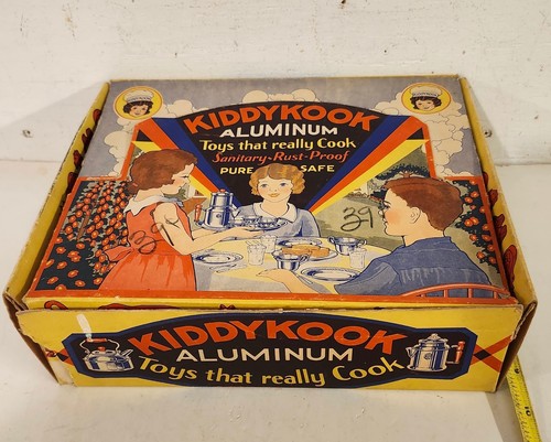 Antique Deco KiddyKook Aluminum Coffee Cook Set Childs In Box - Picture 4 of 7