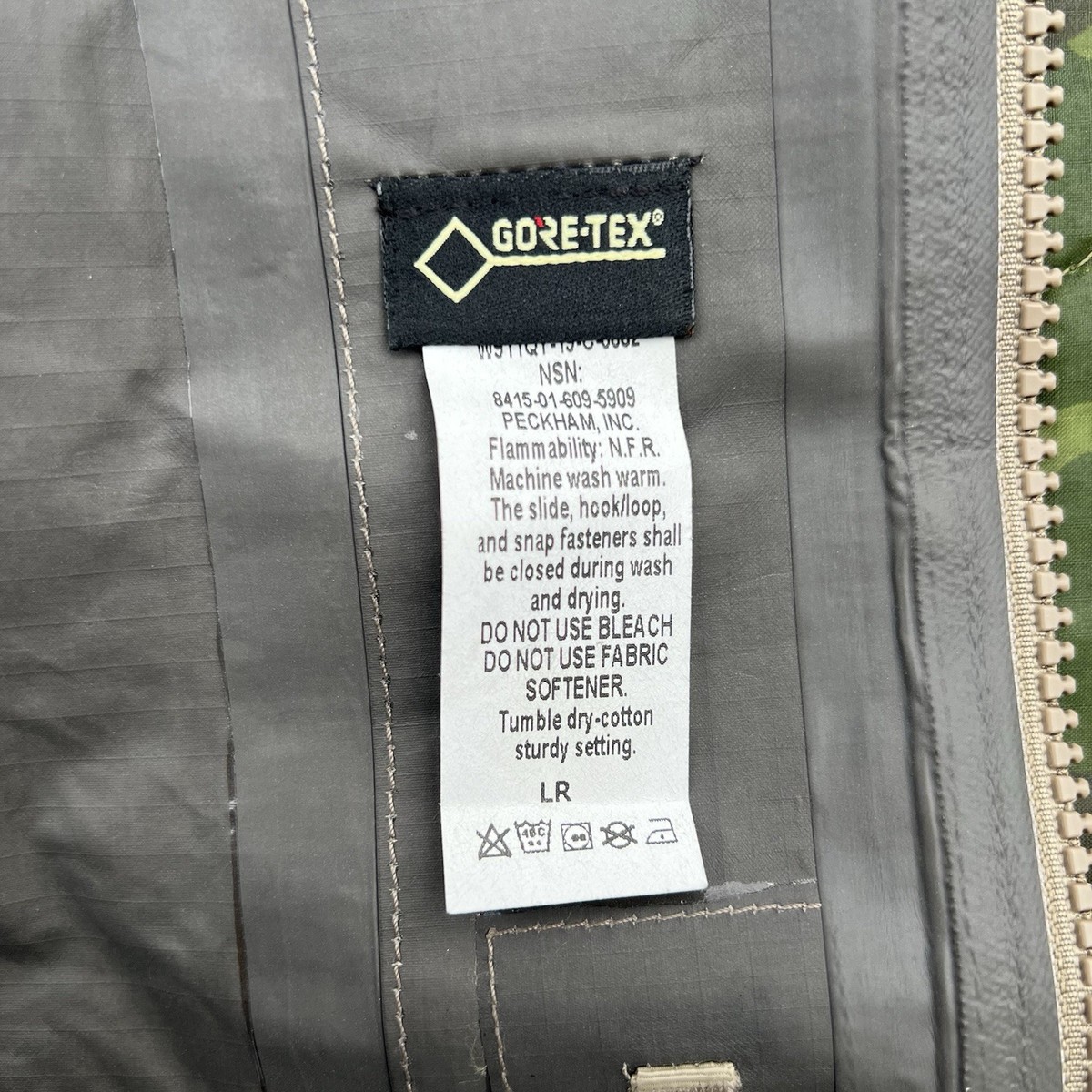 NWOT Patagonia MARS PCU Level 6 L6 Goretex Jacket L Large Multicam