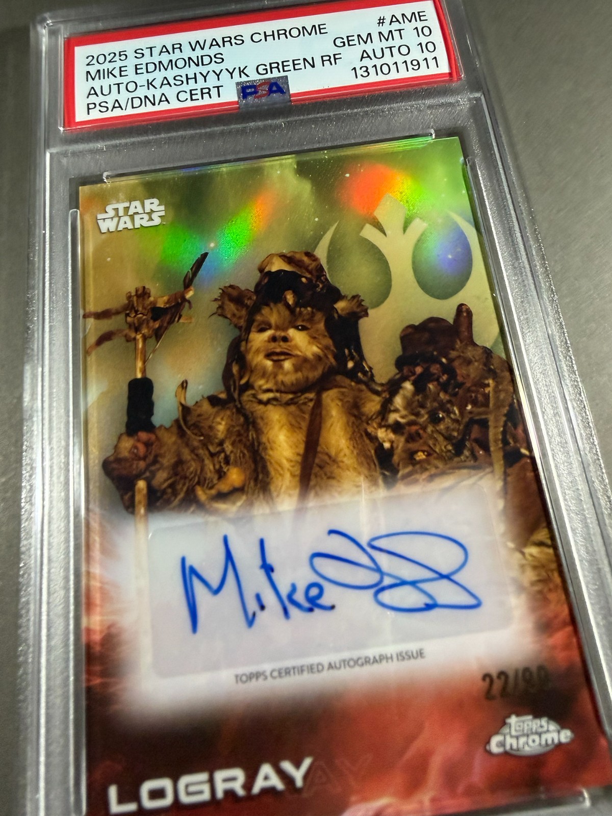 (PSA 10) 2025 Star Wars Chrome Autograph #AME, Logray  Green /99