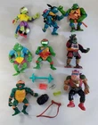 Y-703 VINTAGE COLLECTION OF 80/90'S TEENAGE MUTANT NINJA TURTLES FIGURES & ACC.!