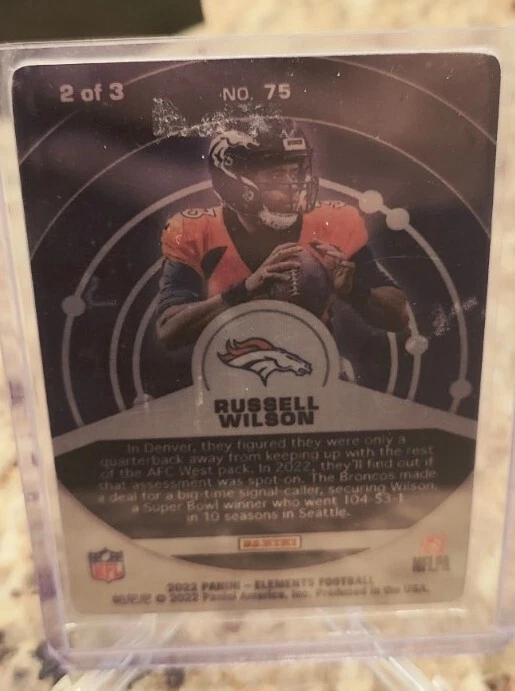 Russell Wilson 2022 SSP ELEMENTOS ROJO LITIO #D 2/3 SUPER RARO. IMPRESIONANTE ASPECTO! Foto 3 de 4