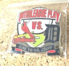 2009 St Louis Cardinals Detroit Tigers Interleague Play pin c37540