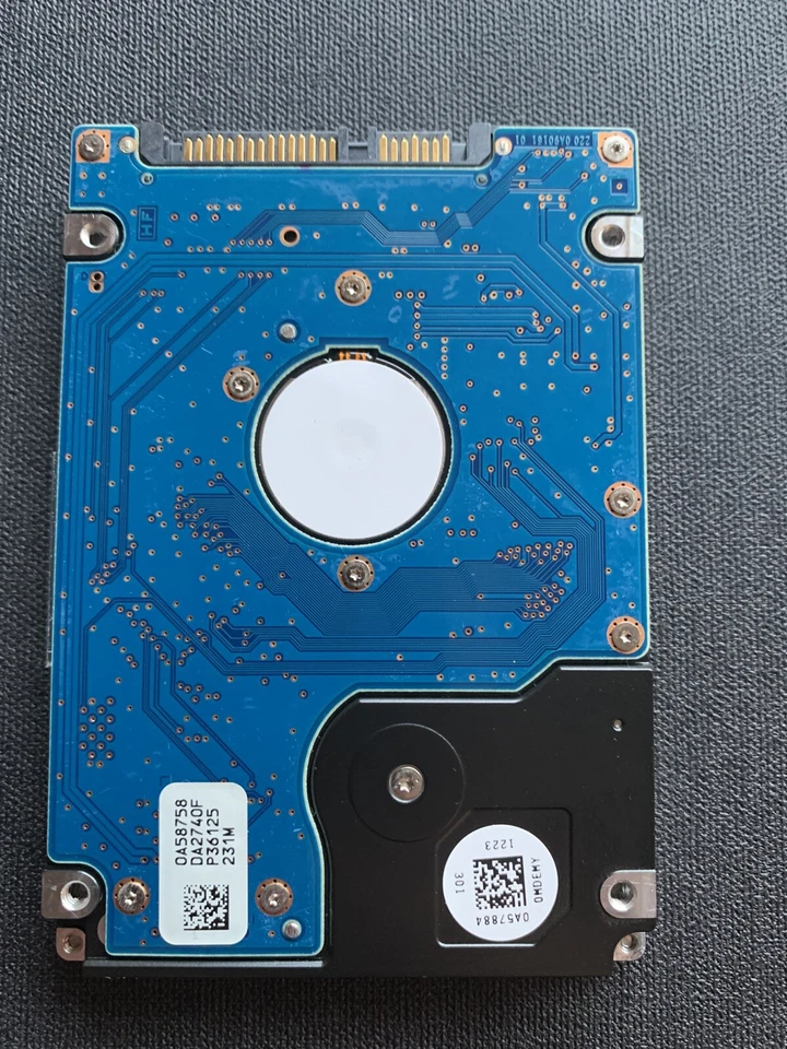 Hitachi 320GB 2.5 SATA Apple Hard Drive HTS545032B9A302 Tested 100% - Image 2 of 4
