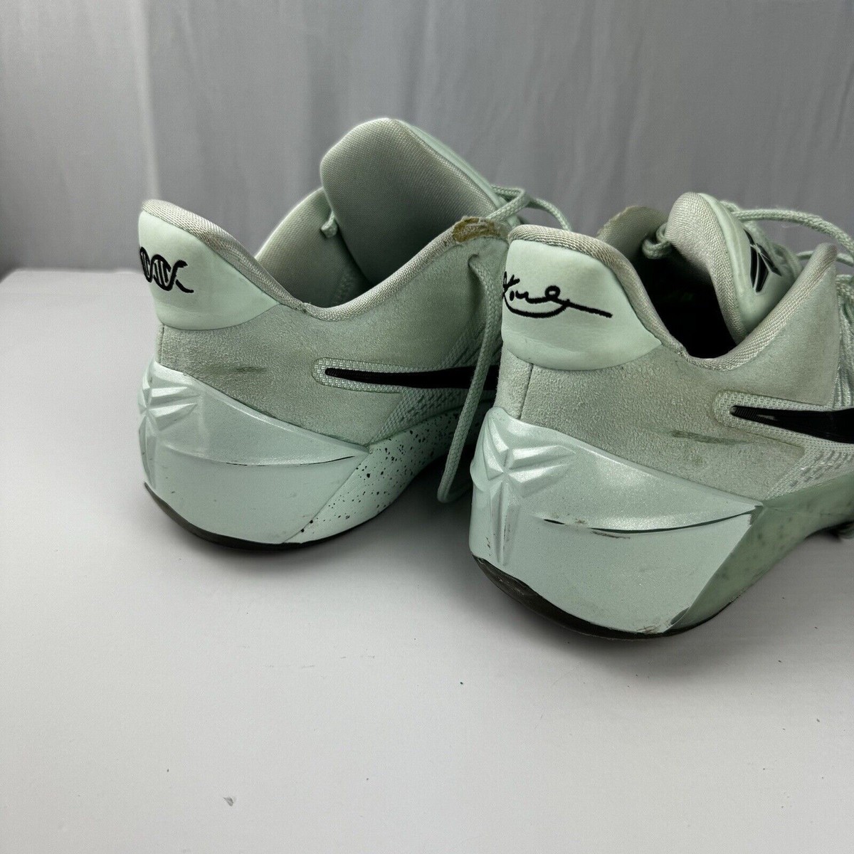 Nike Kobe A.D. Mint Green Basketball Shoes Men's Size 9.5