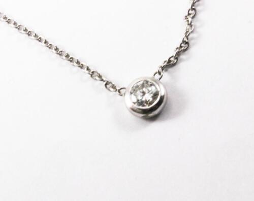JUEGO DE COLLAR COLGANTE DE BISEL SOLITARIO DIAMANTE ORO BLANCO 14K MONEDA 0,5ctw ROBERTO - Imagen 3 de 12