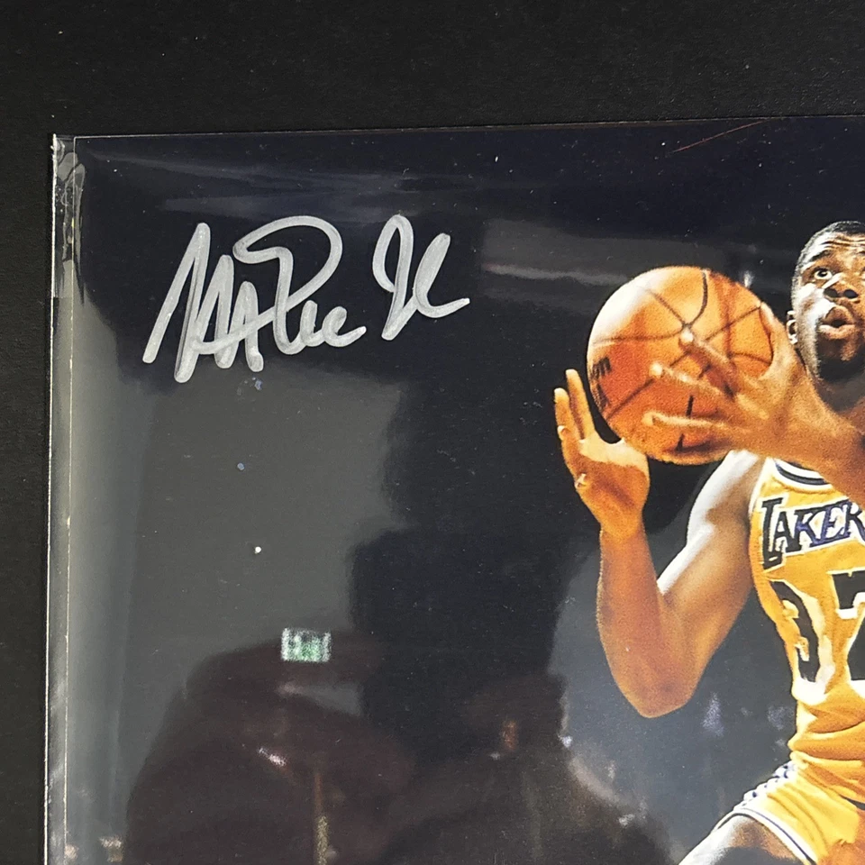 Lakers Magic Johnson Signed 8X10 Photo James Spence C.O.A. HOF *Ships Free* - Image 2 of 4
