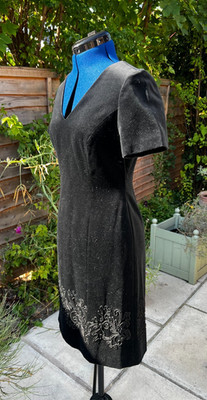 Vintage 90er Laura Ashley Minikleid schwarz verziert Baumwolle Samt