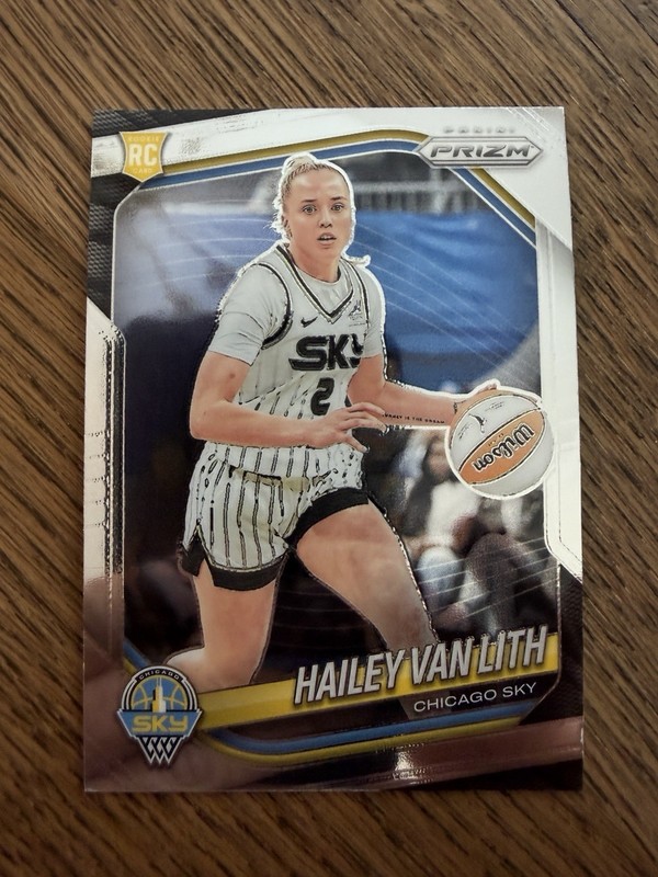 2025 Panini Prizm WNBA - Hailey Van Lith #2 Silver Prizm (RC)
