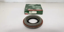 CHICAGO RAWHIDE 15788 OIL SEAL, 1.552 x 3.160 x 0.665, NIB