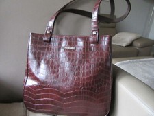 FABIANi TASCHE  GEPRÄGT FARBE COCA