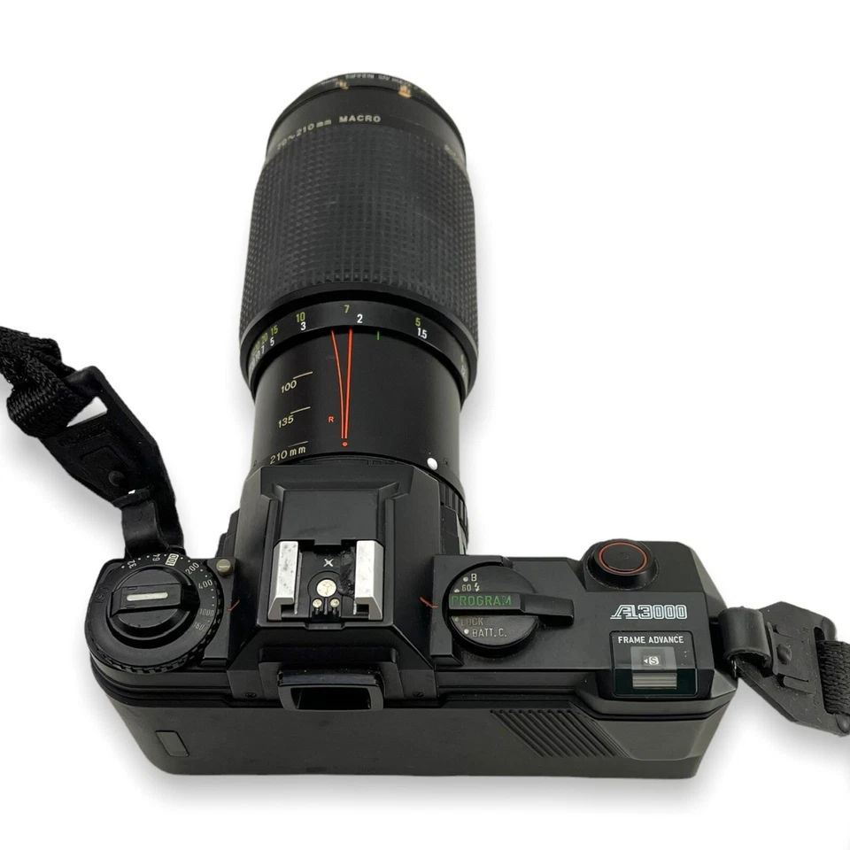 Pentax A3000 Camera With Ricoh Rikenon P Zoom 1:3.9 70-210mm Macro Lens Untested - Image 3 of 4