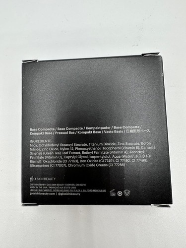 Award-Winning Tawny Medium Powder Foundation - Buildable, Semi-Matte Coverage - Picture 10 of 11
