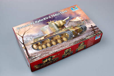 Trumpeter Scale Models 367 1/35 German Pz.Kpfw. KV-2 754(r) Tank Model Kit