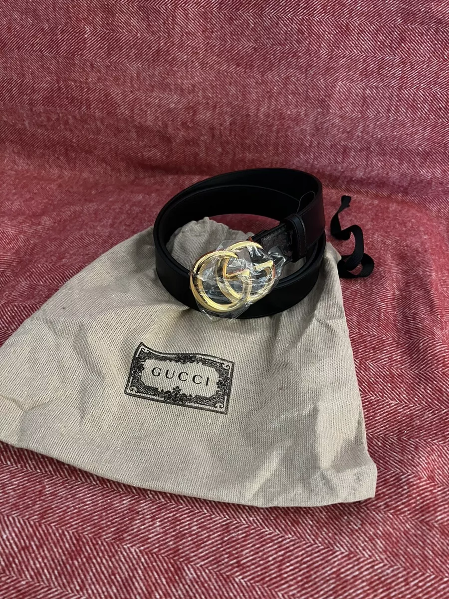 Shiny gold 2024 gucci belt
