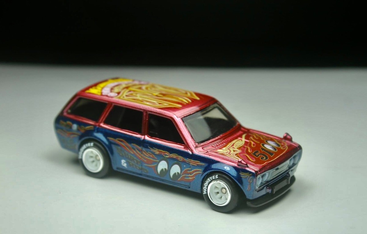 ミニカー Hotwheels Datsun 510 wagon moon custom s-l400.jpg