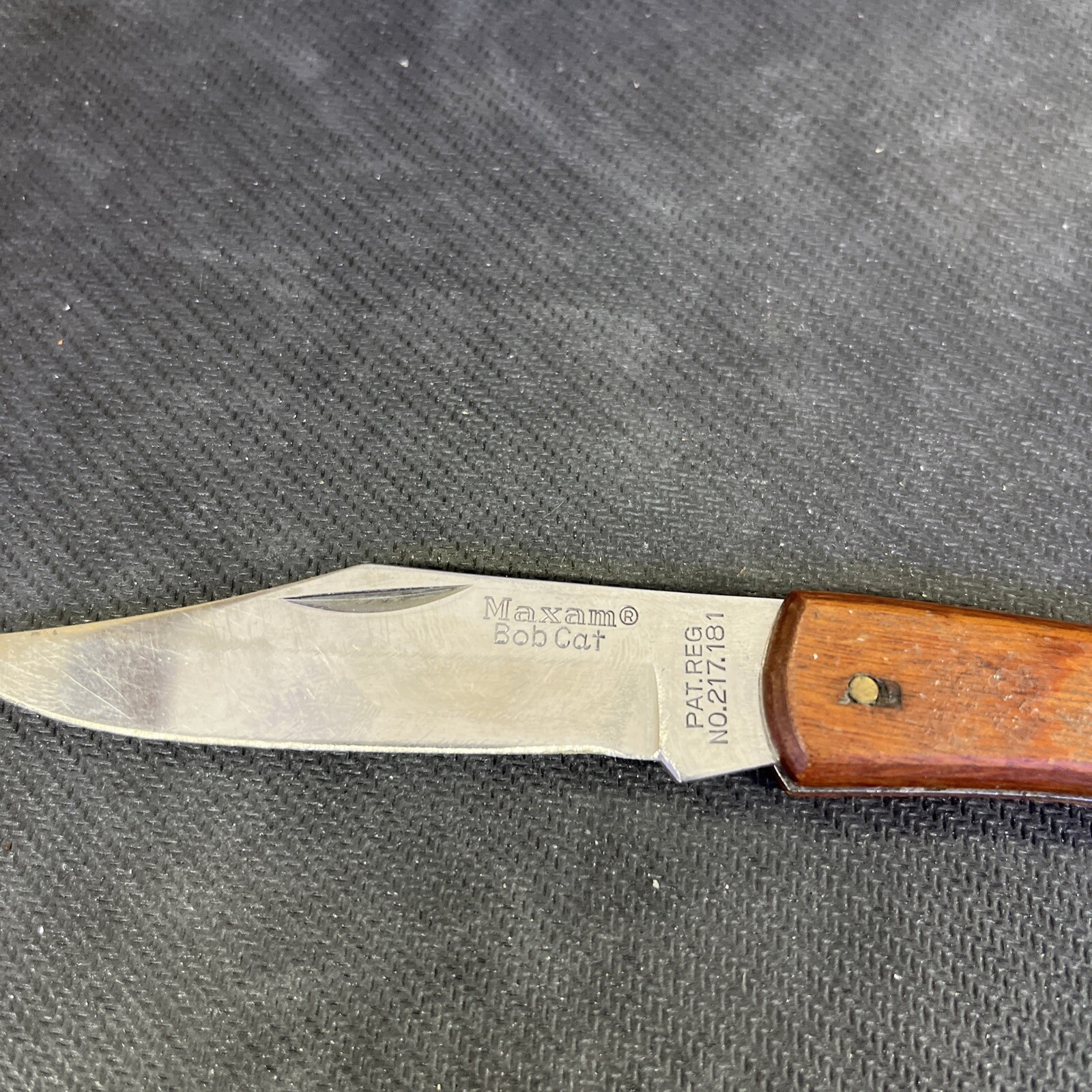 Vintage Maxam Bobcat Folding Pocket Knife Wood Handle Japan Hunting