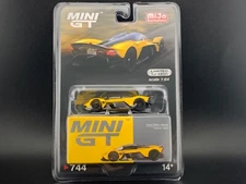 Mini GT Aston Martin Valkyrie Sunburst Yellow MGT00744 1/64