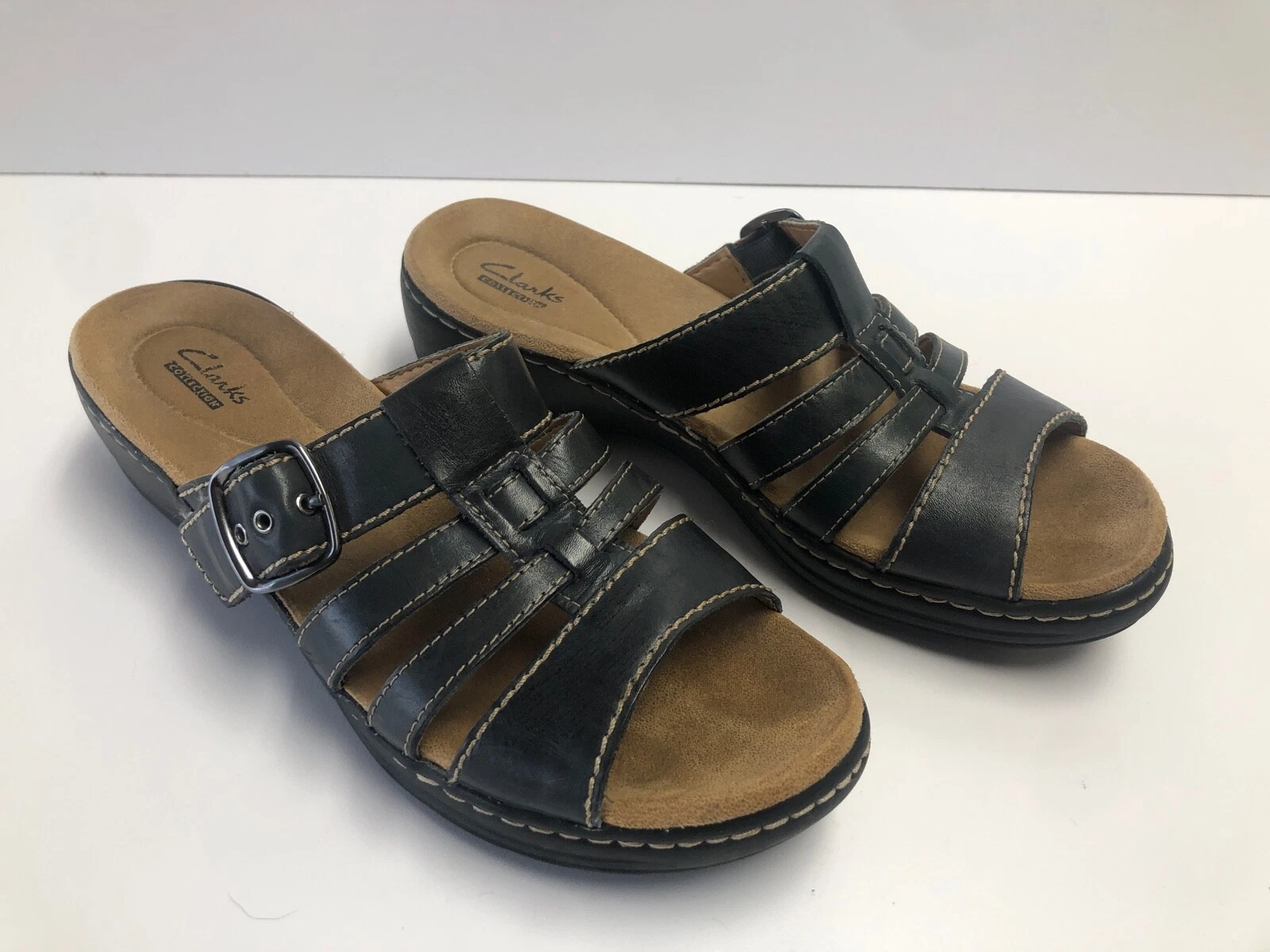 Scivoli Clarks in pelle nera taglia 9M stile 60582482 ottime condizioni