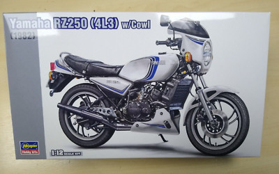 Yamaha RD250LC / RD350LC / RZ250 ProAm - 1/12th Model Kit