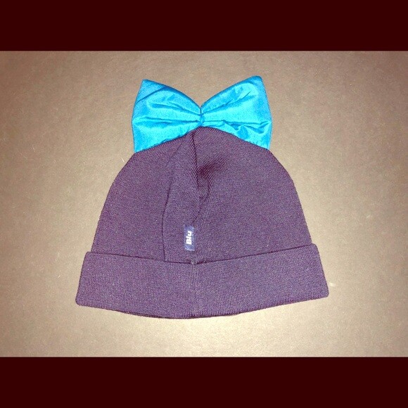 Federica Moretti Navy Knit Turquoise Bow Beanie Federica Moretti Women main image 2