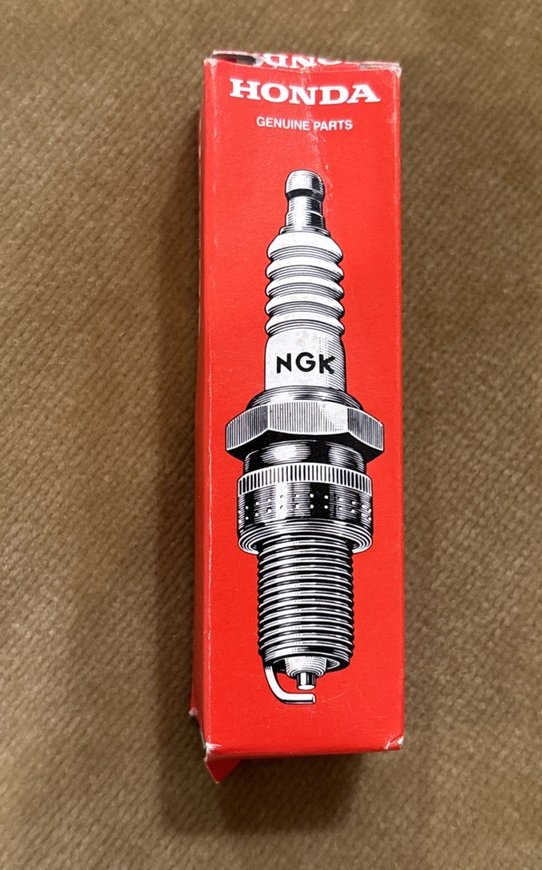 1 NGK B9ES Spark Plug Honda #98079-59840